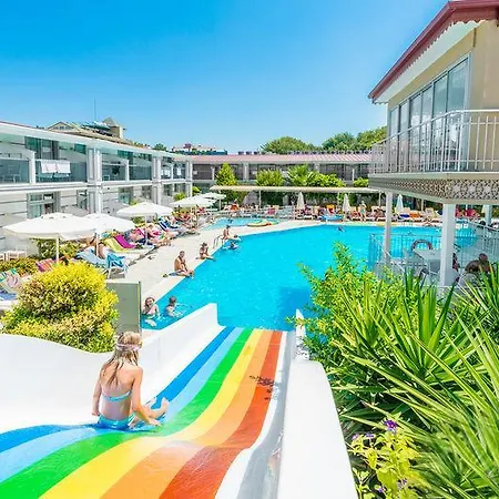 Sun Club Rezort 3*